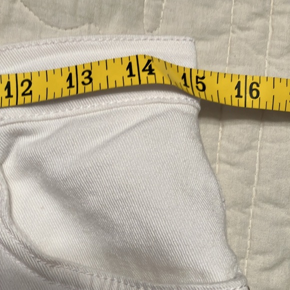 Gloria Vanderbilt white size 6 capris - Picture 8 of 10